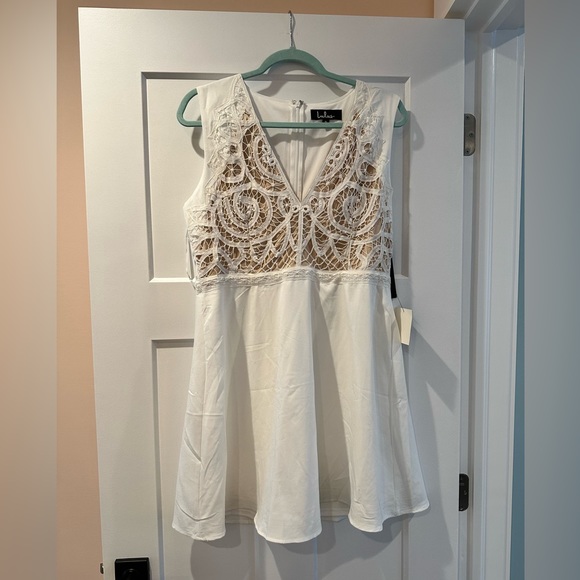 Lulus lace dress - Picture 1 of 3